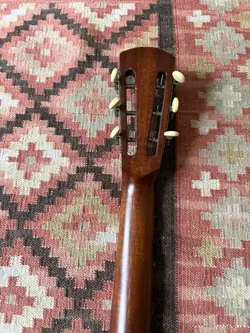 GUITAR.