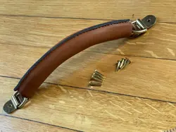 HANDLE FOR