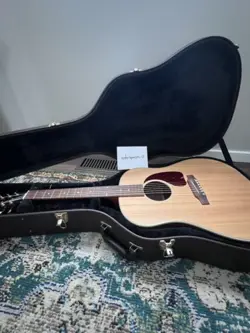 J45 STUDIO WALNUT