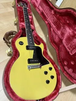 YELLOW 2022 NO.MG1221