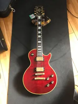 CUSTOM 1977 WINE