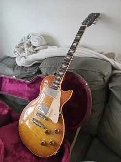 RARE 1996 GIBSON