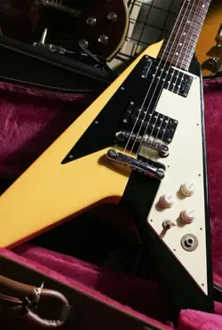CUSTOM SHOP MICHAEL