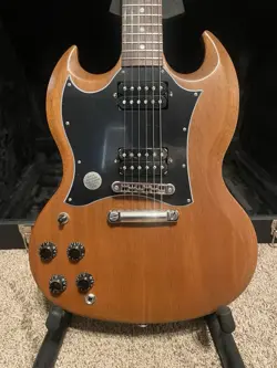 GIBSON SG TRIBUTE LEFT HANDED, NATURAL WALNUT
