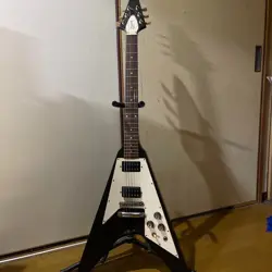 GIBSON USA FLYING V '67 REISSUE ELECTRIC GUITAR USED FROM JAPAN