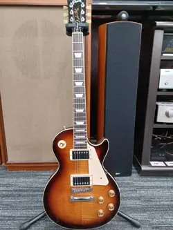 GIBSON LES PAUL TRADITIONAL SUNBURST 2013 ELECTRIC GUITAR HARD CASE USED PRODUCT