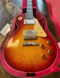 R9 GUITAR FROM