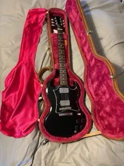 CLOSED PICKUP