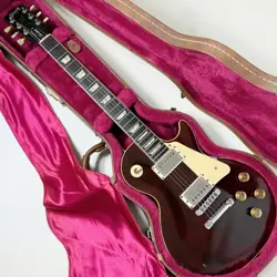 GIBSON STANDARD 1992 USA ELECTRIC GUITAR WITH HARD CASE
