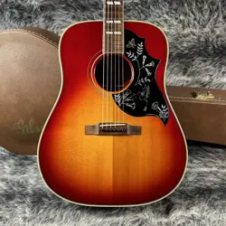 GIBSON HUMMINGBIRD ACOUSTIC GUITAR 1993 VINTAGE CHERRY SUNBURST W/ HARD CASE