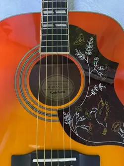 EPIPHONE HUMMINGBIRD