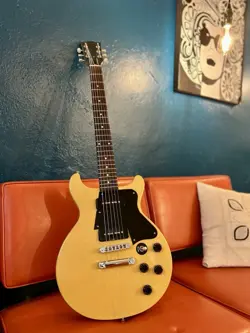 YELLOW NITRO