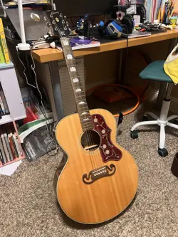 WALNUT NATURAL- 2019