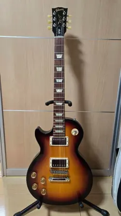 STUDIO LEFT-HANDED SUNBURST