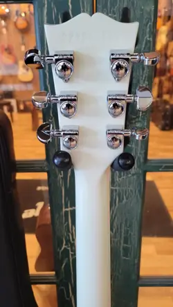 GUITAR CLASSIC WHITE