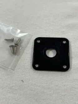 OUTPUT JACK PLATE