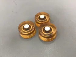 KNOB SET FROM