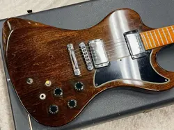 CUSTOM WALNUT 1977