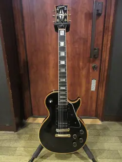 GIBSON 1983 LES PAUL CUSTOM BLACK