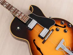 VINTAGE HOLLOWBODY GUITAR