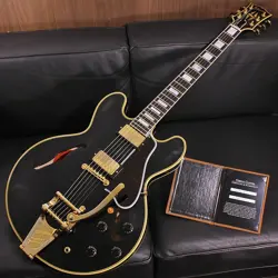 A940587 ELECTRIC GUITAR