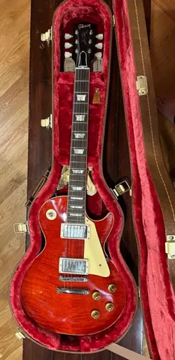 GIBSON CUSTOM SHOP LES PAUL 1959 LP STANDARD; 2022 IN RED