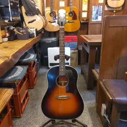 J-45 ELECTRO ACOUSTIC