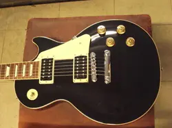 GIBSON LES PAUL SIGNATURE T (2012) ELECTRIC GUTIAR [AUTH]