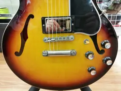 GIBSON ES339 ELECTRIC GUITAR