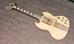 GIBSON CUSTOM SHOP SG CUSTOM W MAESTRO
