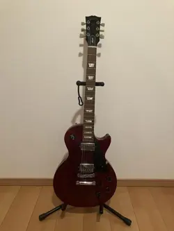 GIBSON ELECTRIC GUITAR WINE RED MAHOGANY BODY WITH HARD CASE 2004