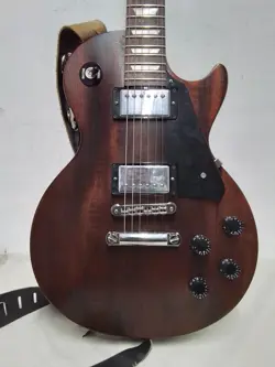 VINTAGE MAHOGANY