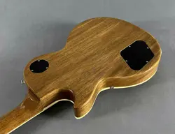 ELECTRIC GUITAR SPARKLING
