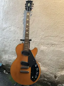 MODEL MUSICAL INSTRUMENTS