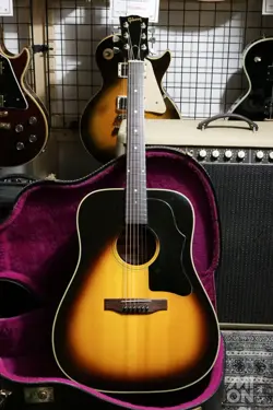 GIBSON J-45 DELUXE SUNBURST 1978 SAFE DELIVERY FROM JAPAN