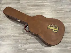 GIBSON DREADNOUGHT ACOUSTIC GUITAR CASE HUMMINGBIRD SJ SQUARESHOULDER BROWN PINK