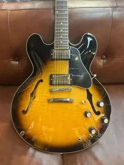 GIBSON 2021 ES-335