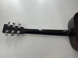 2000 ACOUSTIC GUITAR