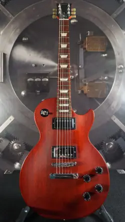 W/ GIBSON PADDED