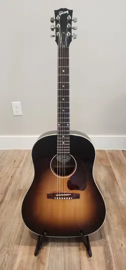 GIBSON J-45 STANDARD - VINTAGE SUNBURST