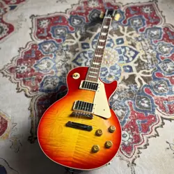 GIBSON LES PAUL STANDARD  50S HERITAGE CHERRY SUNBURST ELECTRIC GUITAR