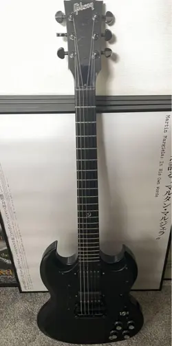 SERIES ELECTRIC GUITAR