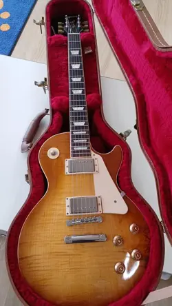 TRADITIONAL ELECTRIC GUITAR-04