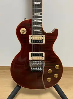 W/HARD CASE NEAR