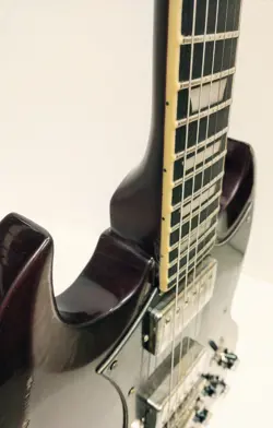 GUITAR CHERRY FINISH