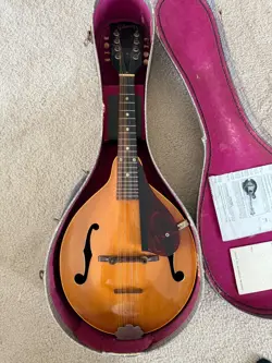 A40 MANDOLIN AUTHENTIC