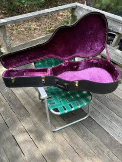 70S GIBSON HARDSHELL