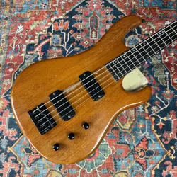 BASS STRING MAHOGANY