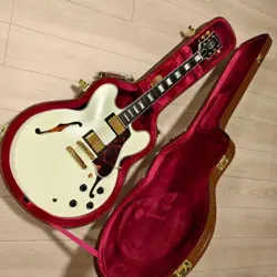 BY GIBSON SEMI-ACOUSTIC