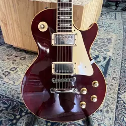 VINTAGE GIBSON LES PAUL STANDARD - 1976 / 1977 - WINE RED